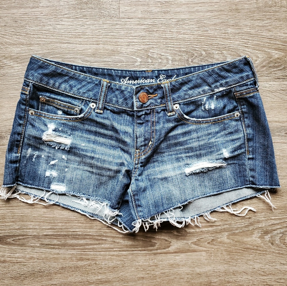 American Eagle Jean shorts size 6